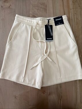Murano Cream Drawstring Hybrid Shorts with Front Seam